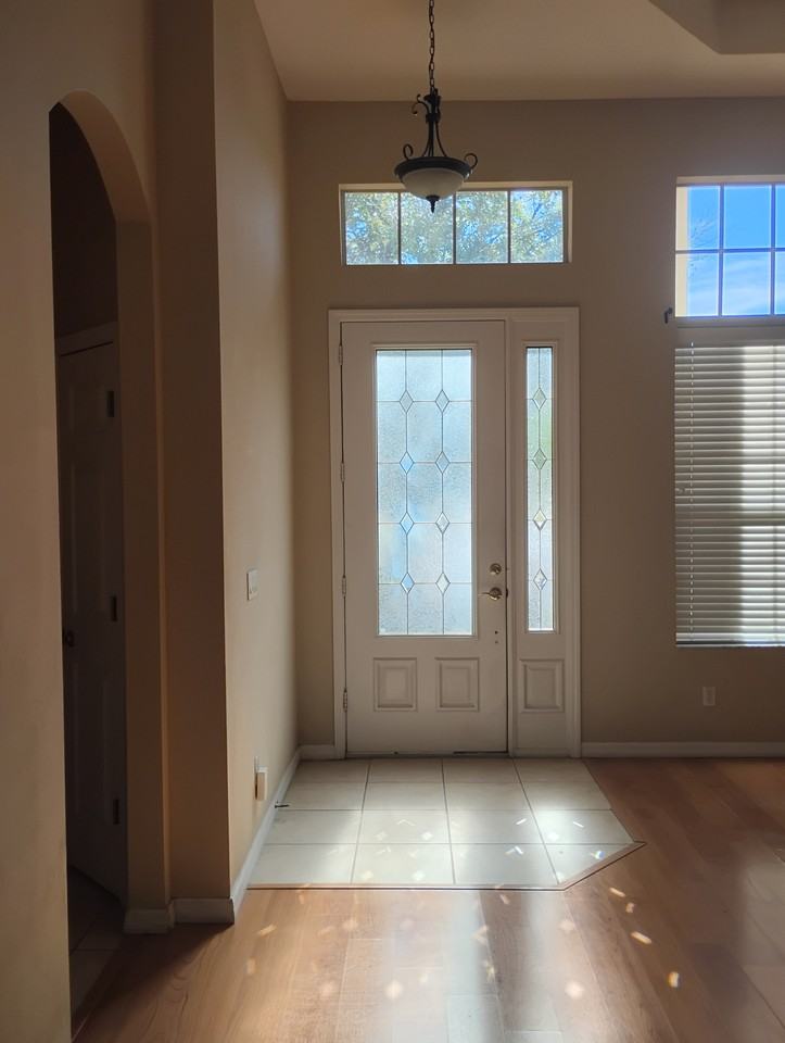 626 Alexandria Place Dr #1 - Photo 3 of 19