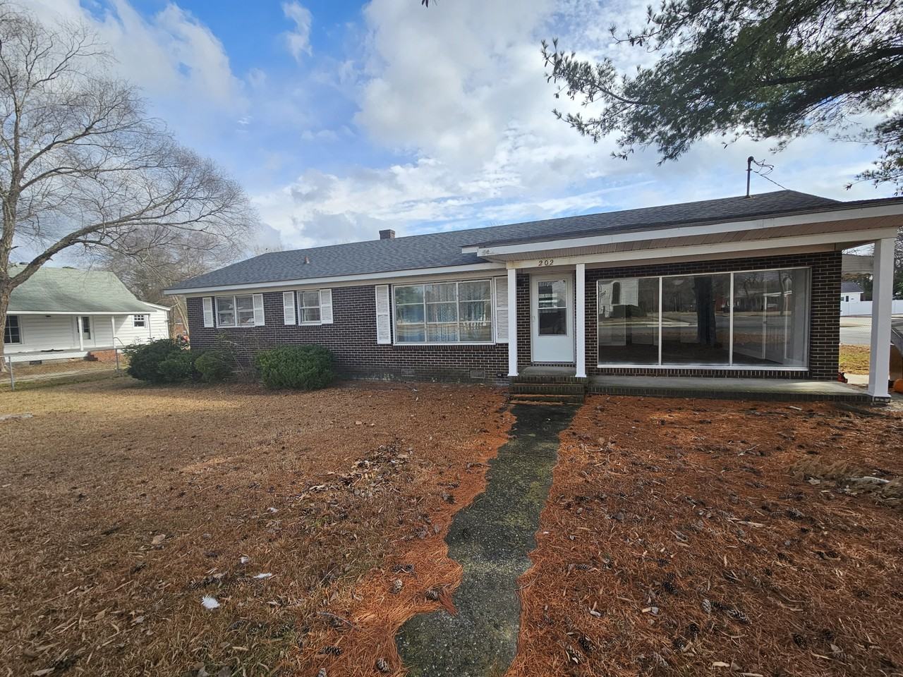 202 N Caswell St #NA - Photo 3 of 11