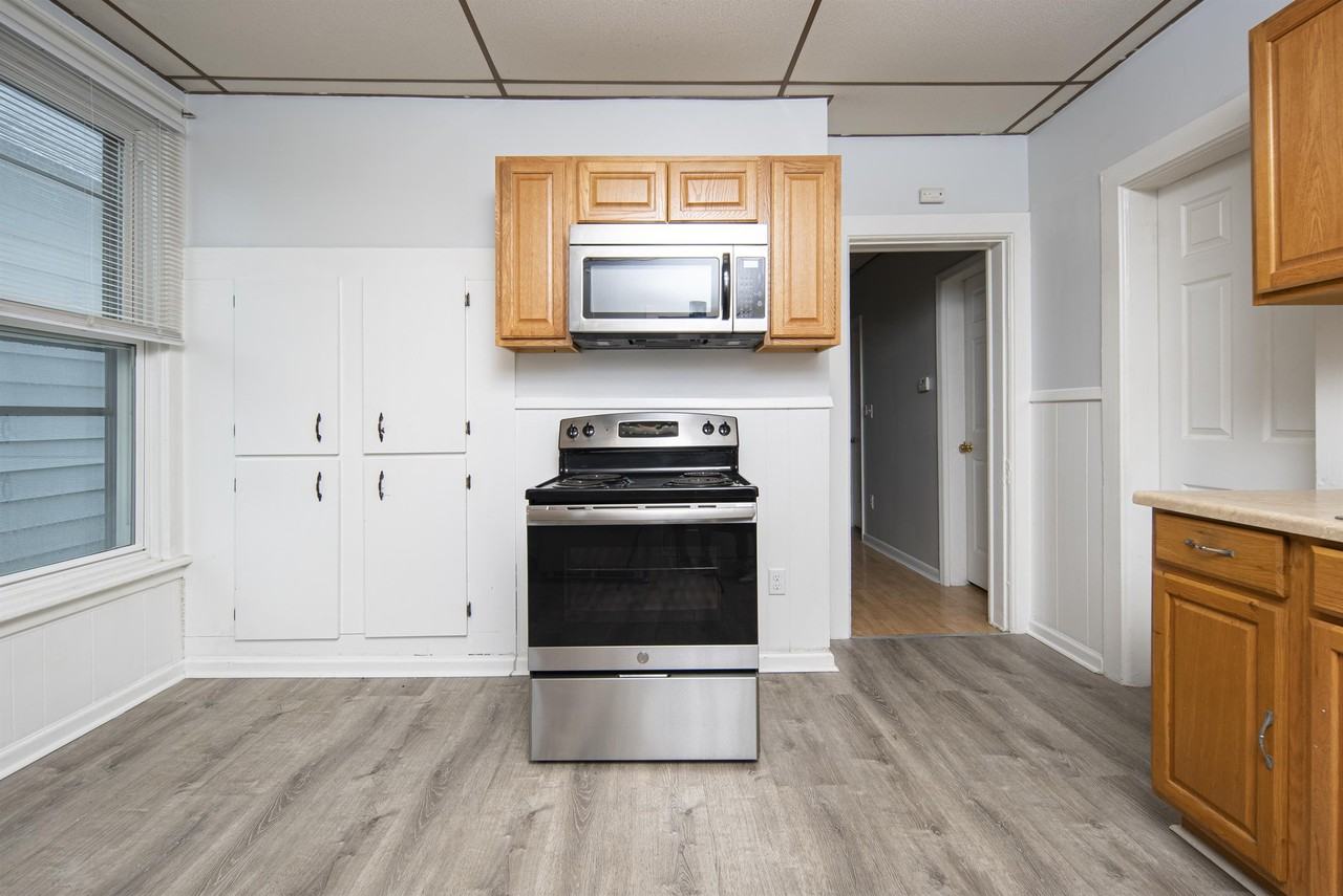 1238 6th Ave #SF - Photo 5 of 30