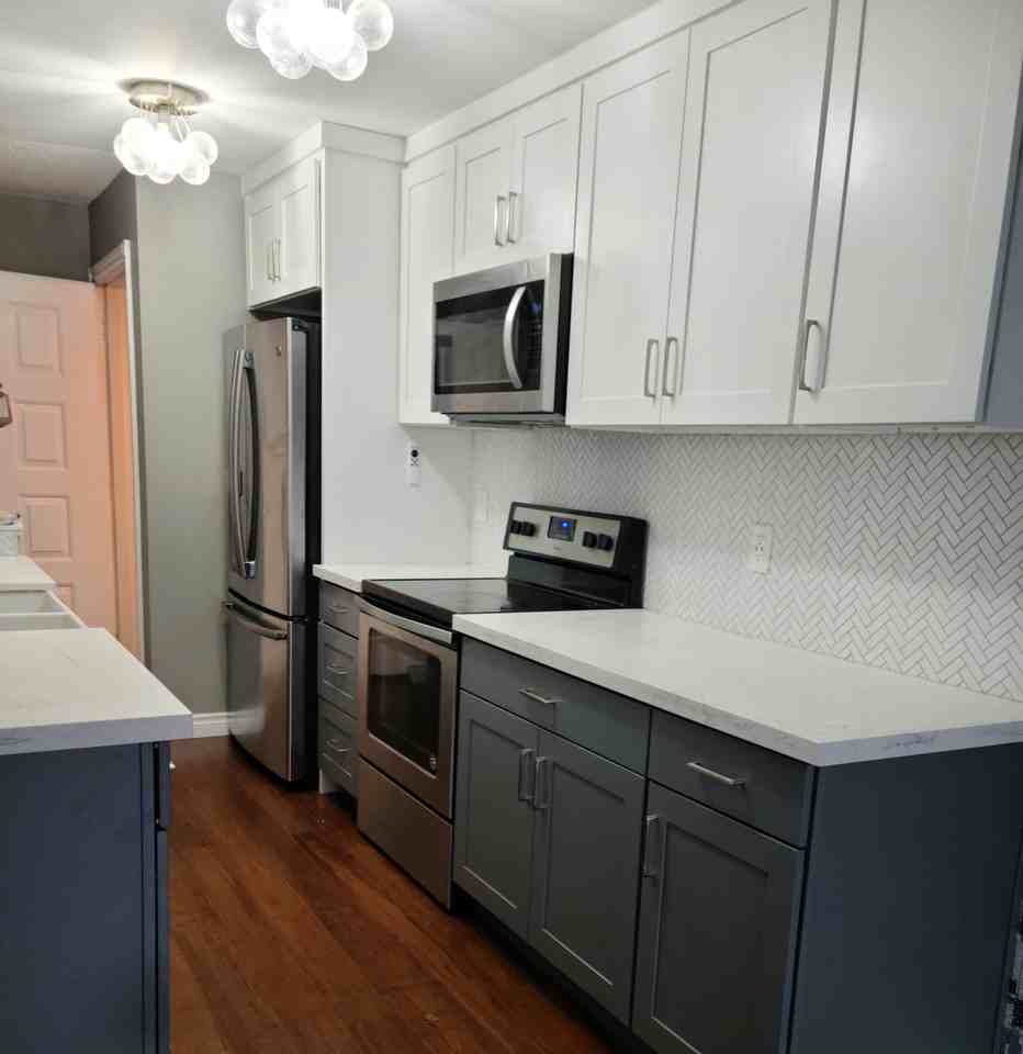 17430 Ambaum Blvd S #28 - Photo 5 of 38