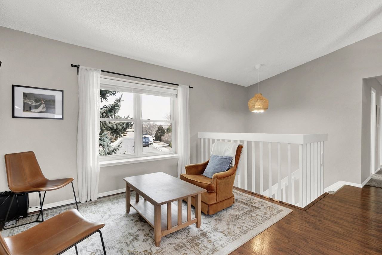 3240 Post Oak Dr #1 - Photo 5 of 31