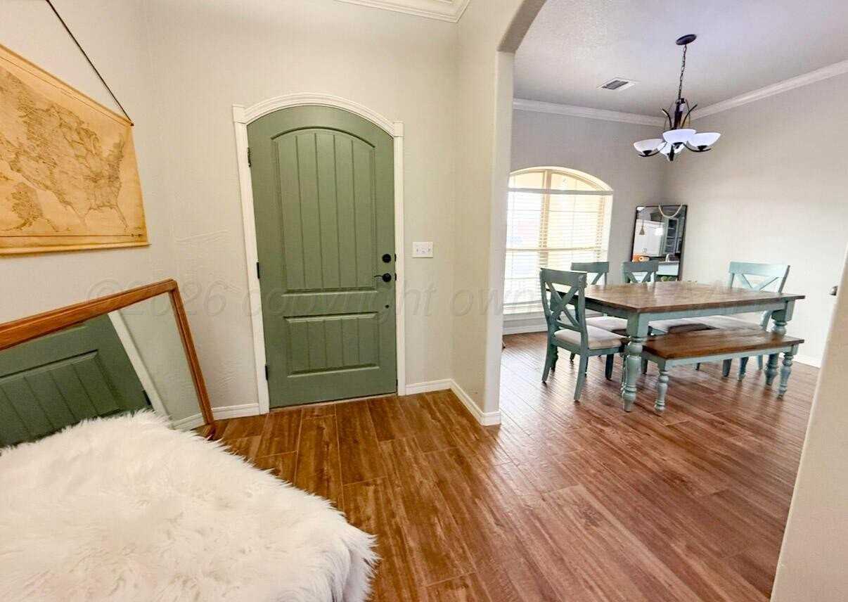 7901 Tallahassee Dr - Photo 5 of 32