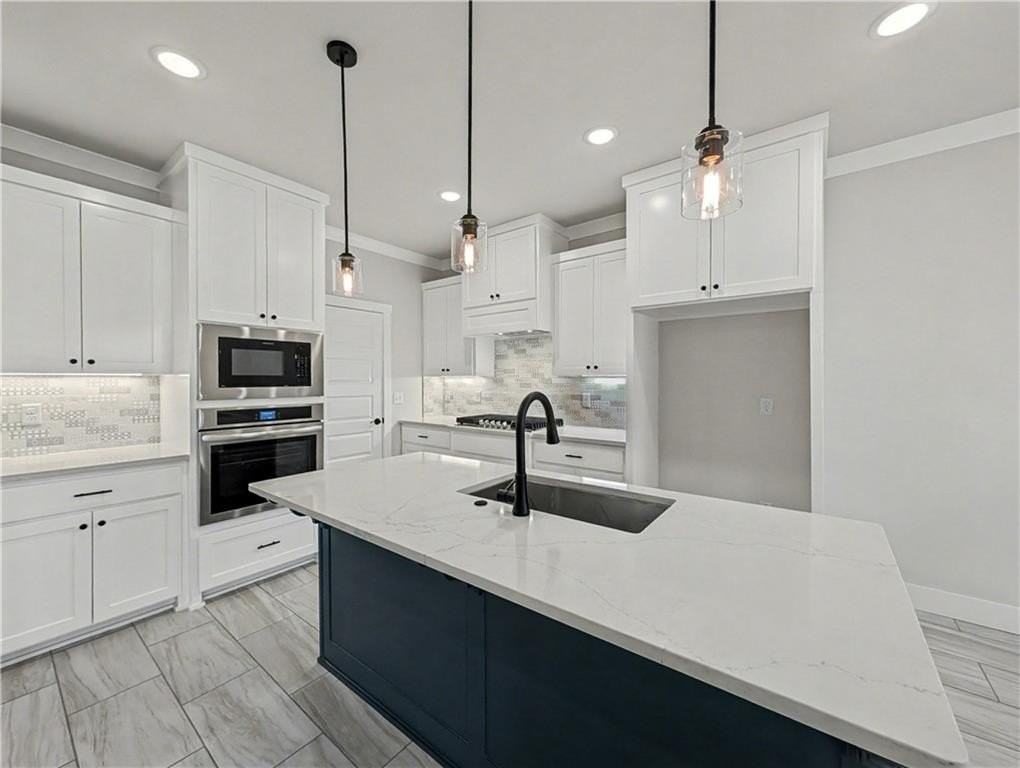 6807 Sw Basswood Ave - Photo 5 of 25