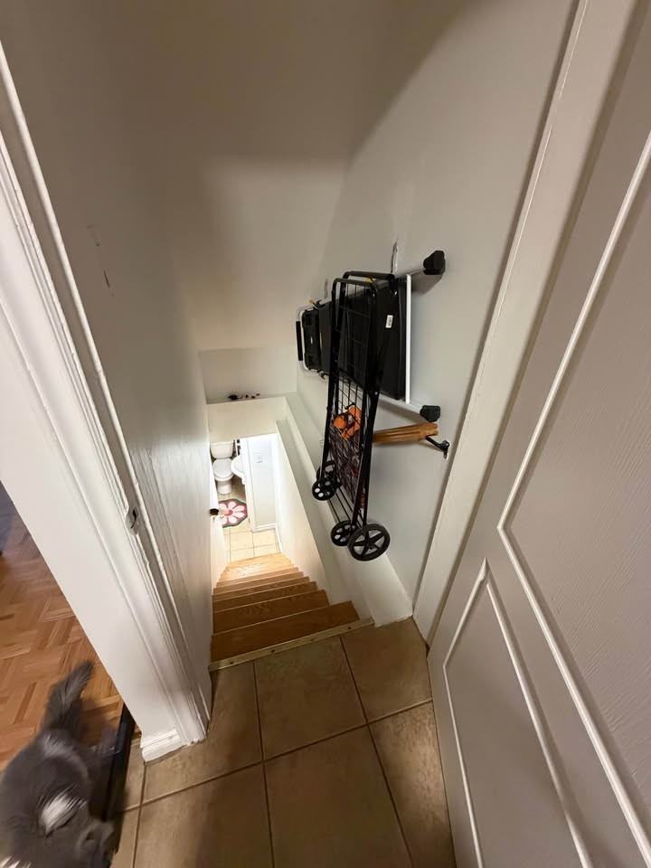 Ossington Ave & Dundas St W - Photo 3 of 12