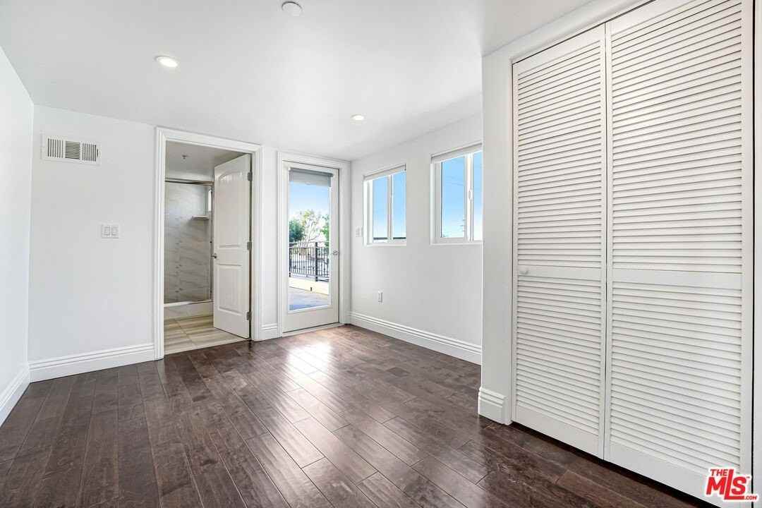 1834 Euclid St Unit B #B - Photo 5 of 16