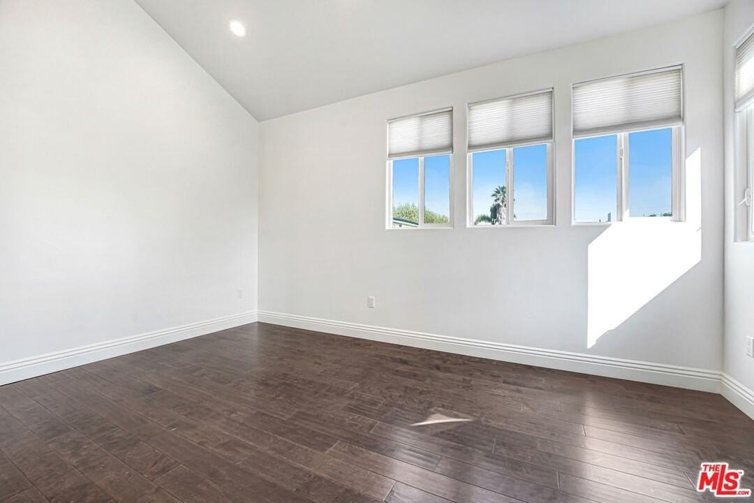 1834 Euclid St Unit B #B - Photo 7 of 16