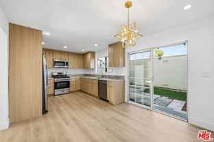 19111 Hamlin St Unit 6 #6 - Photo 1 of 1