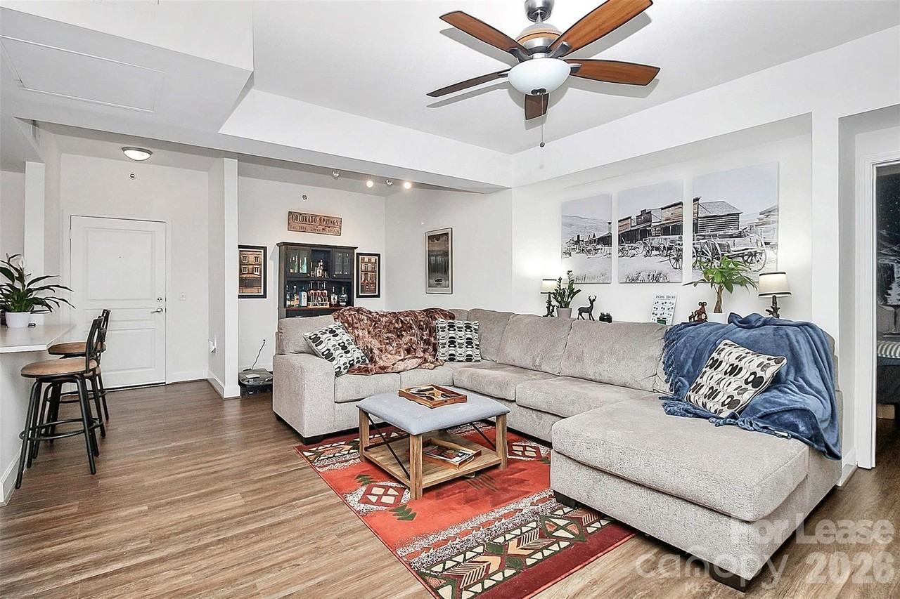 1315 East Blvd #309 - Photo 4 of 34