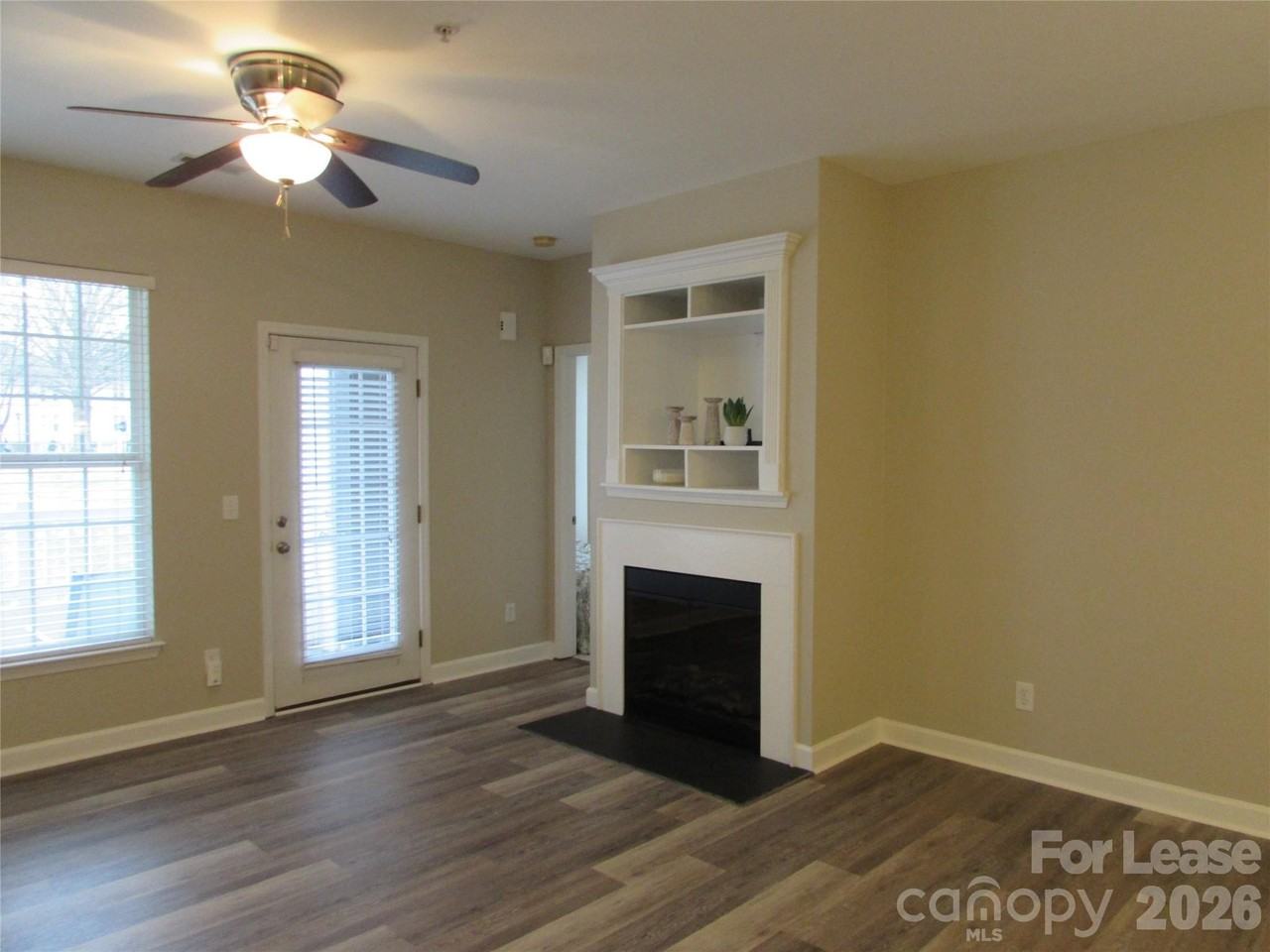 10125 Westmoreland Rd Unit 2e #2E - Photo 4 of 26