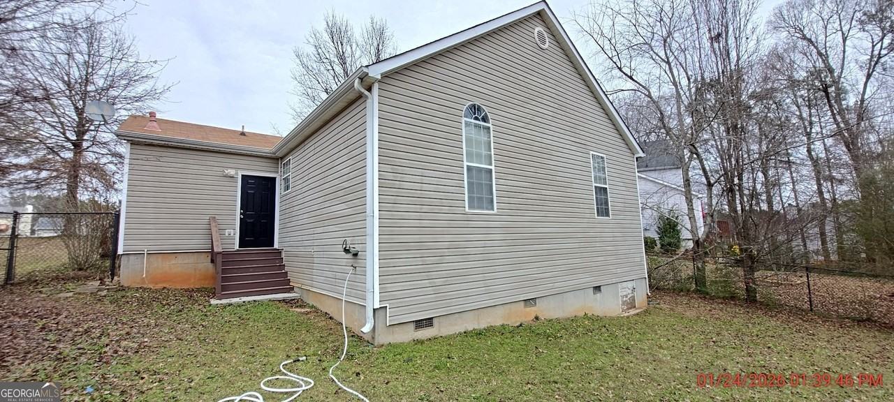 2669 Deann Dr - Photo 2 of 12