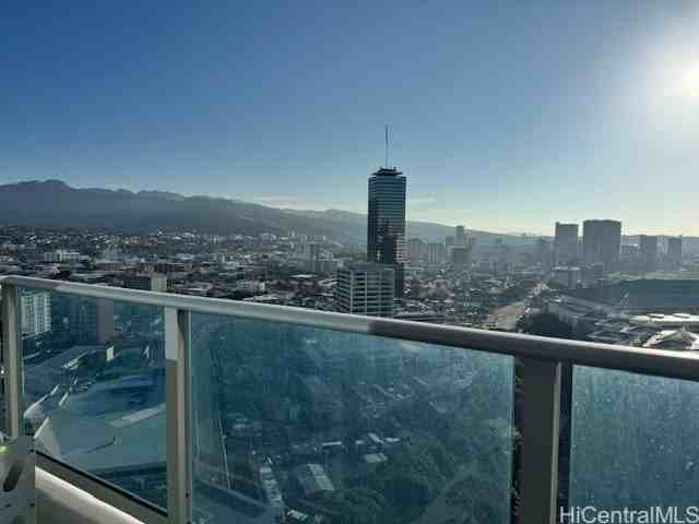 1631 Kapiolani Blvd Apt 2407 #2407 - Photo 2 of 13