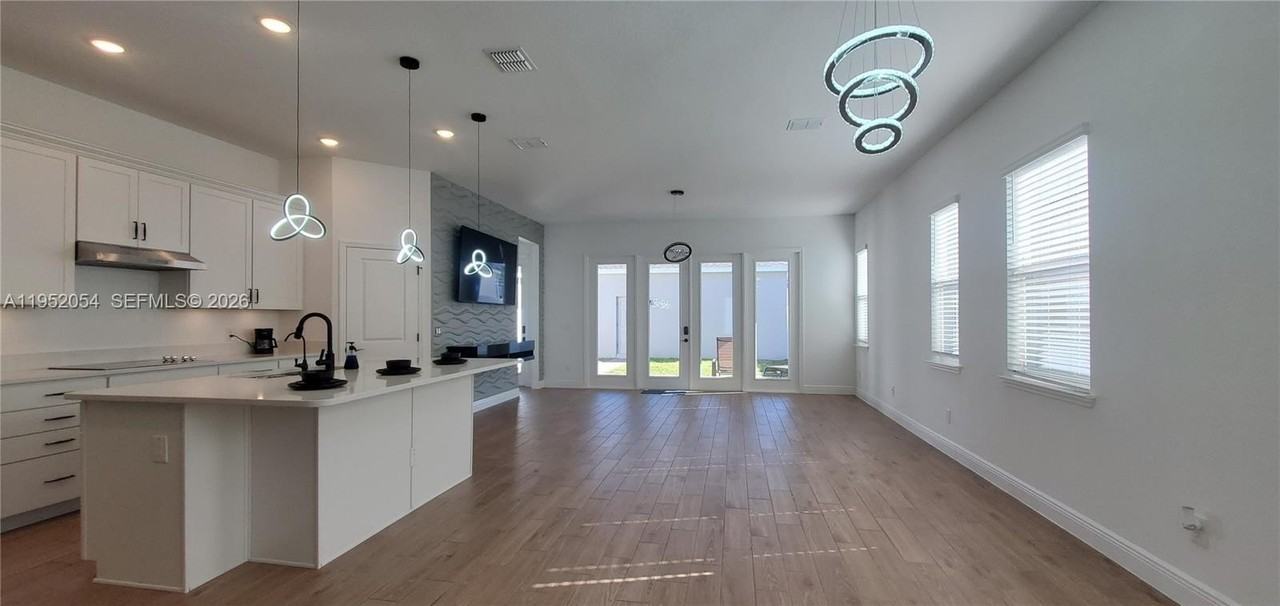 736 Yukon Ln - Photo 7 of 20