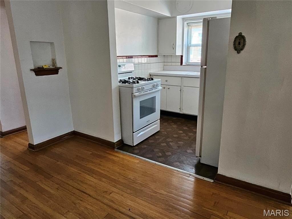 5315 Jamieson Ave #2N - Photo 5 of 21