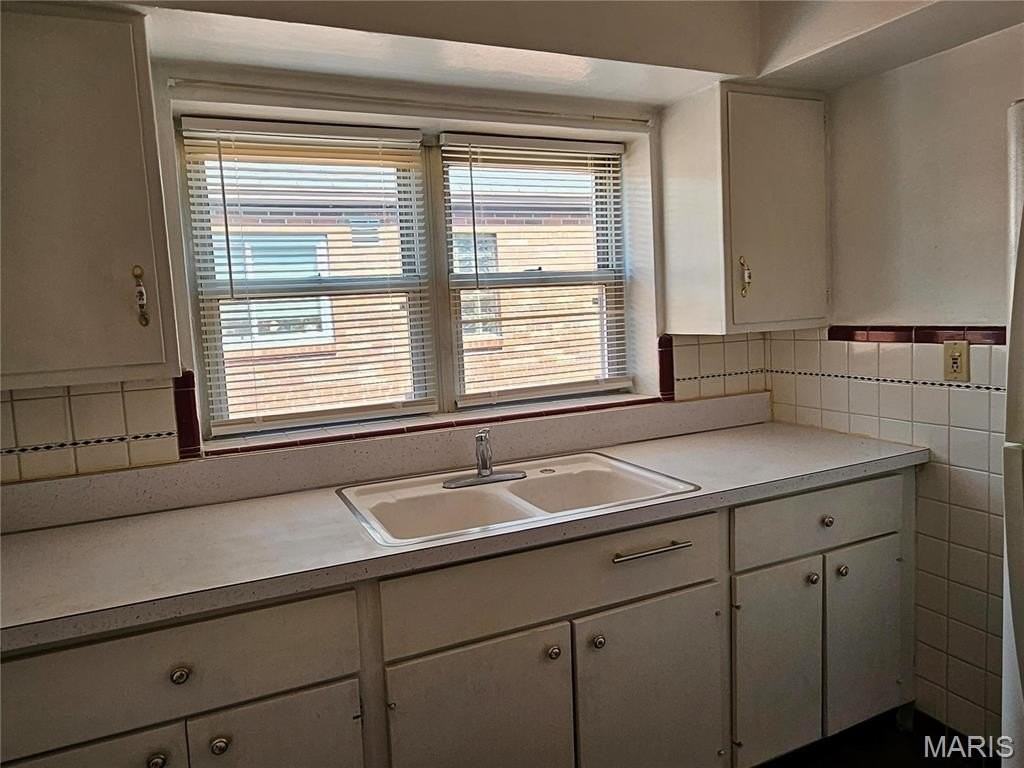 5315 Jamieson Ave #2N - Photo 7 of 21