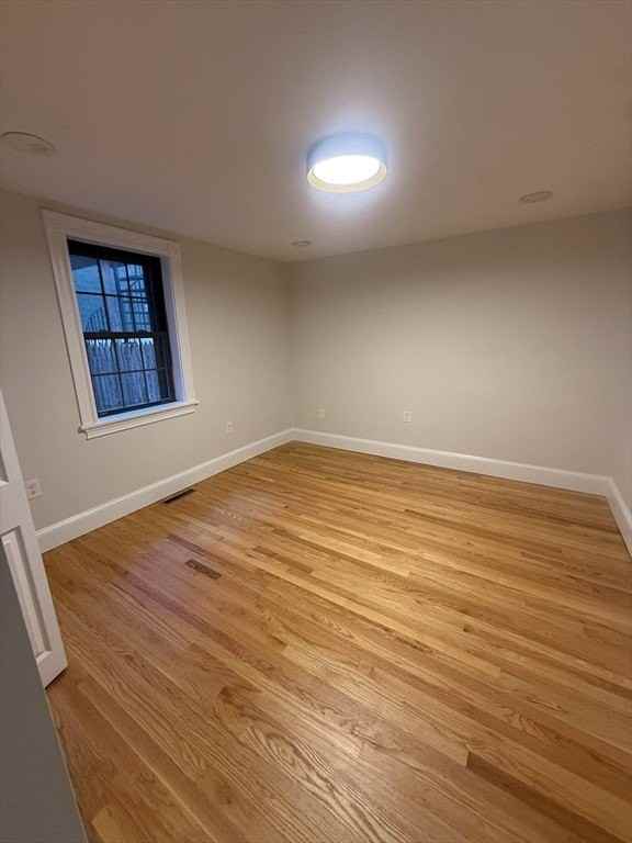 250 W 5th St Apt 1 #1 - Photo 6 of 11