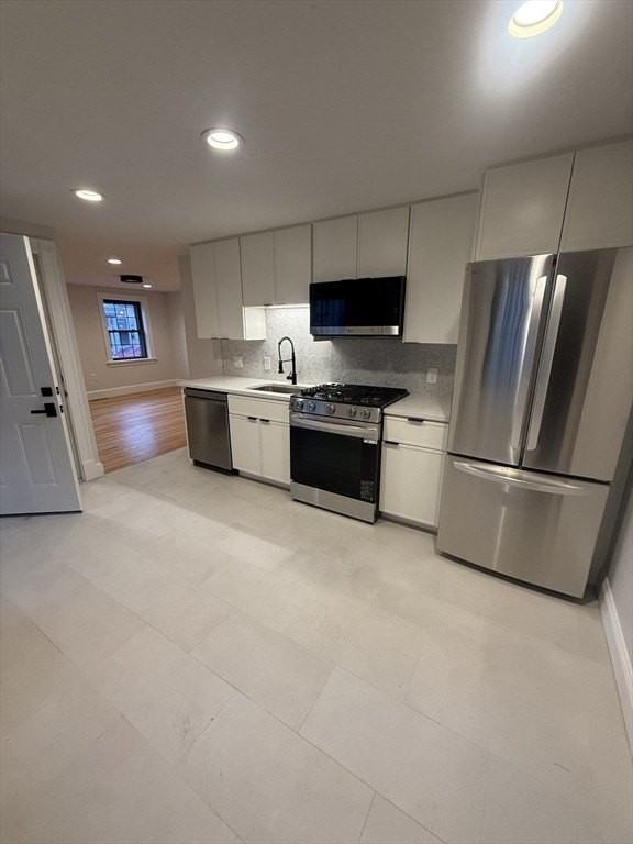 250 W 5th St Apt 1 #1 - Photo 7 of 11