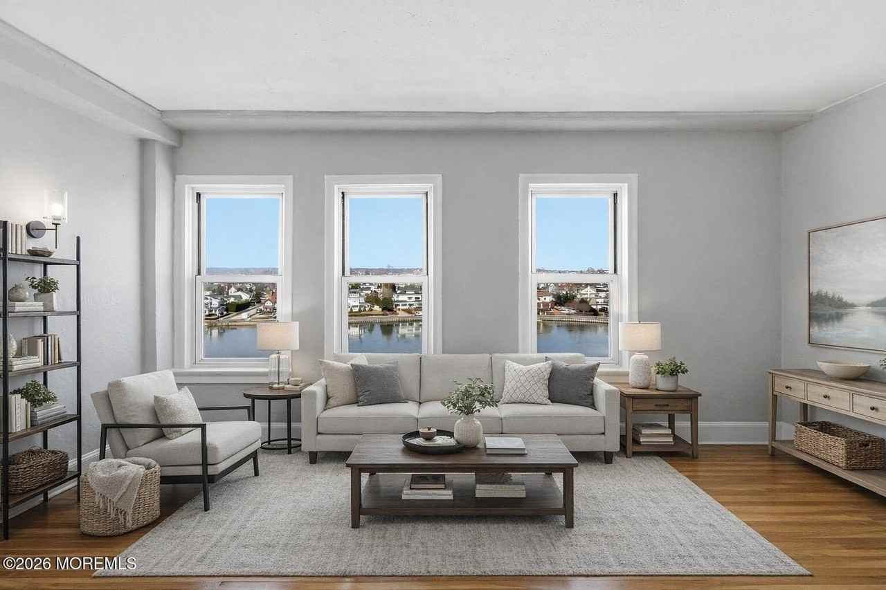 400 Deal Lake Dr Apt 7j #7J