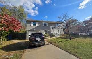 24 Cedar Hill Ln - Photo 1 of 1