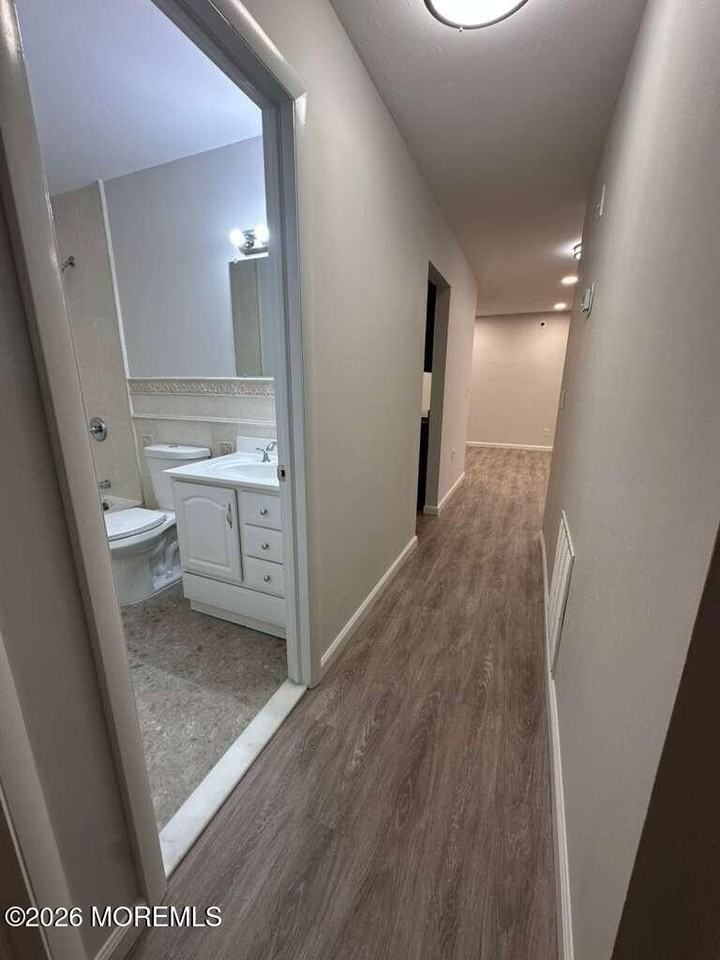 24 Cedar Hill Ln - Photo 6 of 16