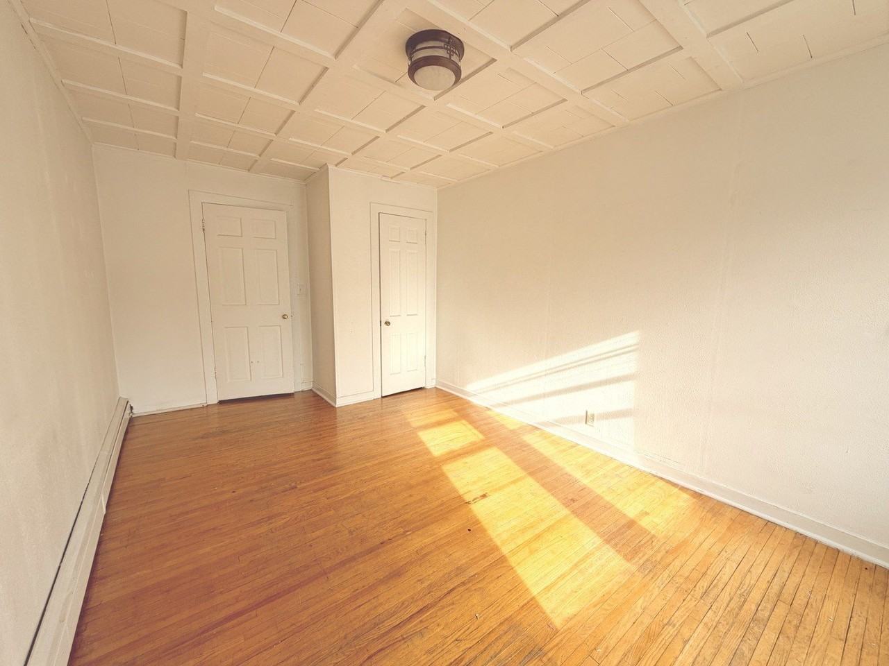 134 W State St Apt 3 #3 - Photo 6 of 14