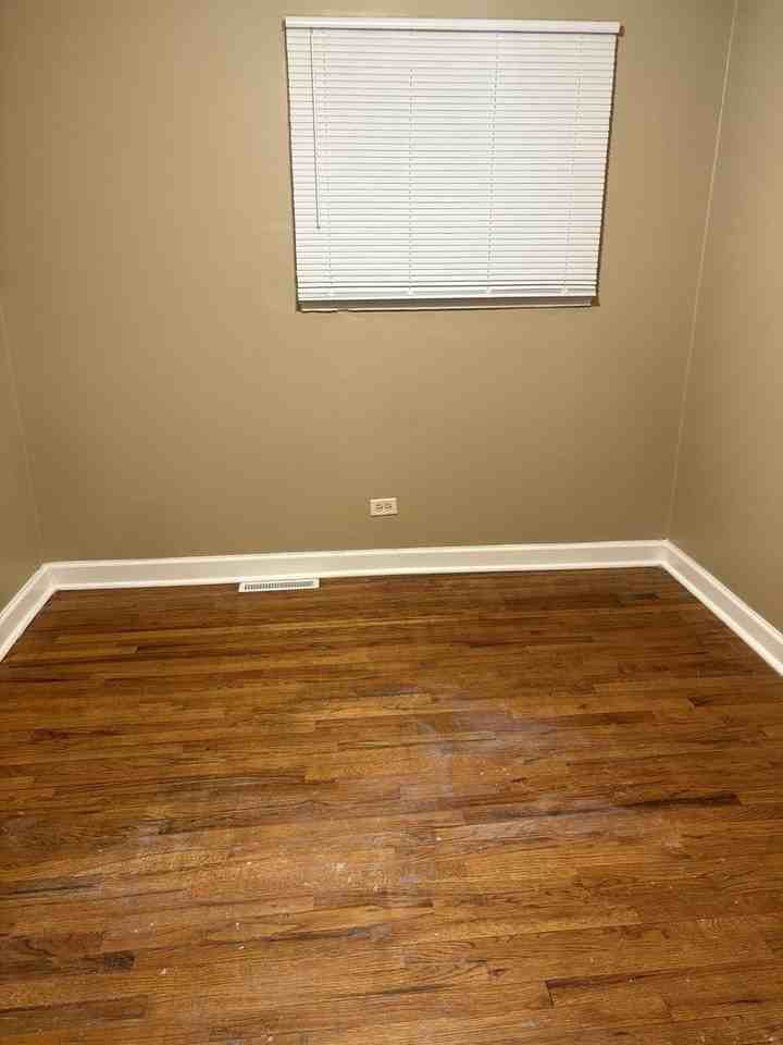 2035 171st St - Photo 7 of 17