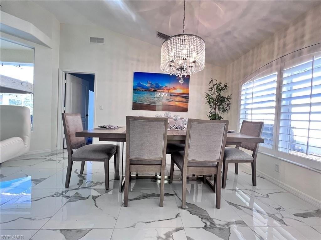 1031 Tivoli Ln - Photo 3 of 19