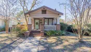 featured image of 1040 Cherry St