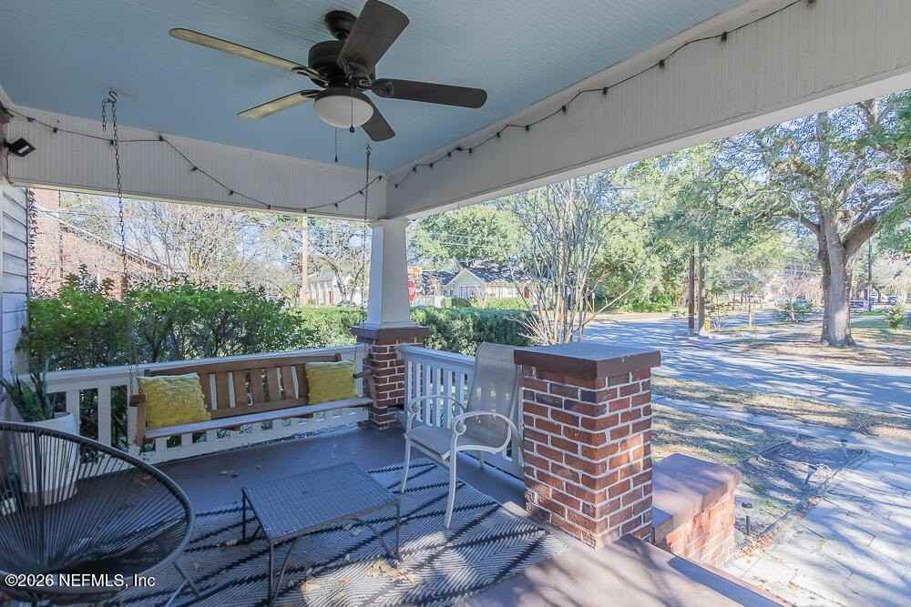 1040 Cherry St - Photo 7 of 29