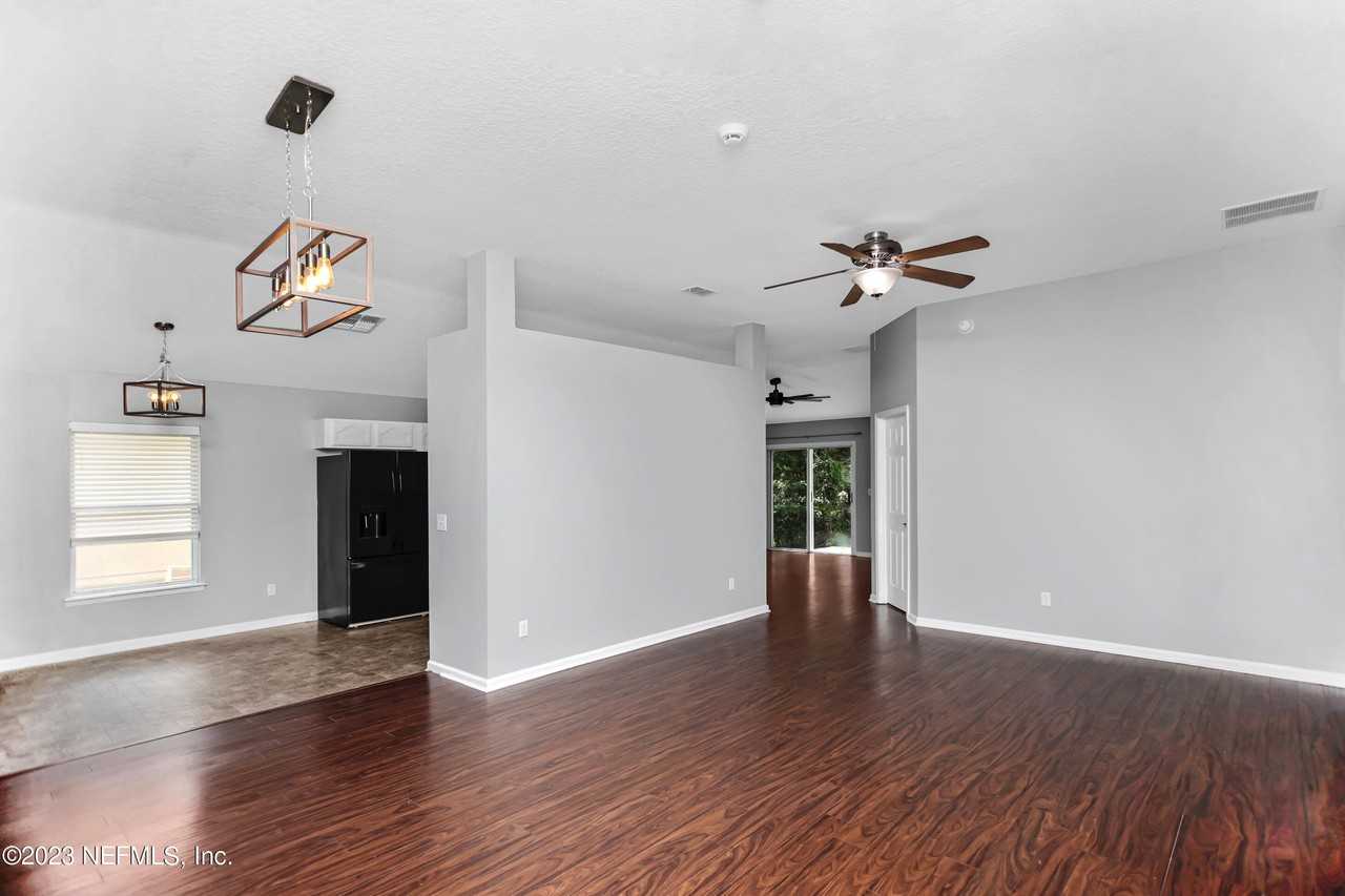 2167 S Cranbrook Ave - Photo 7 of 35