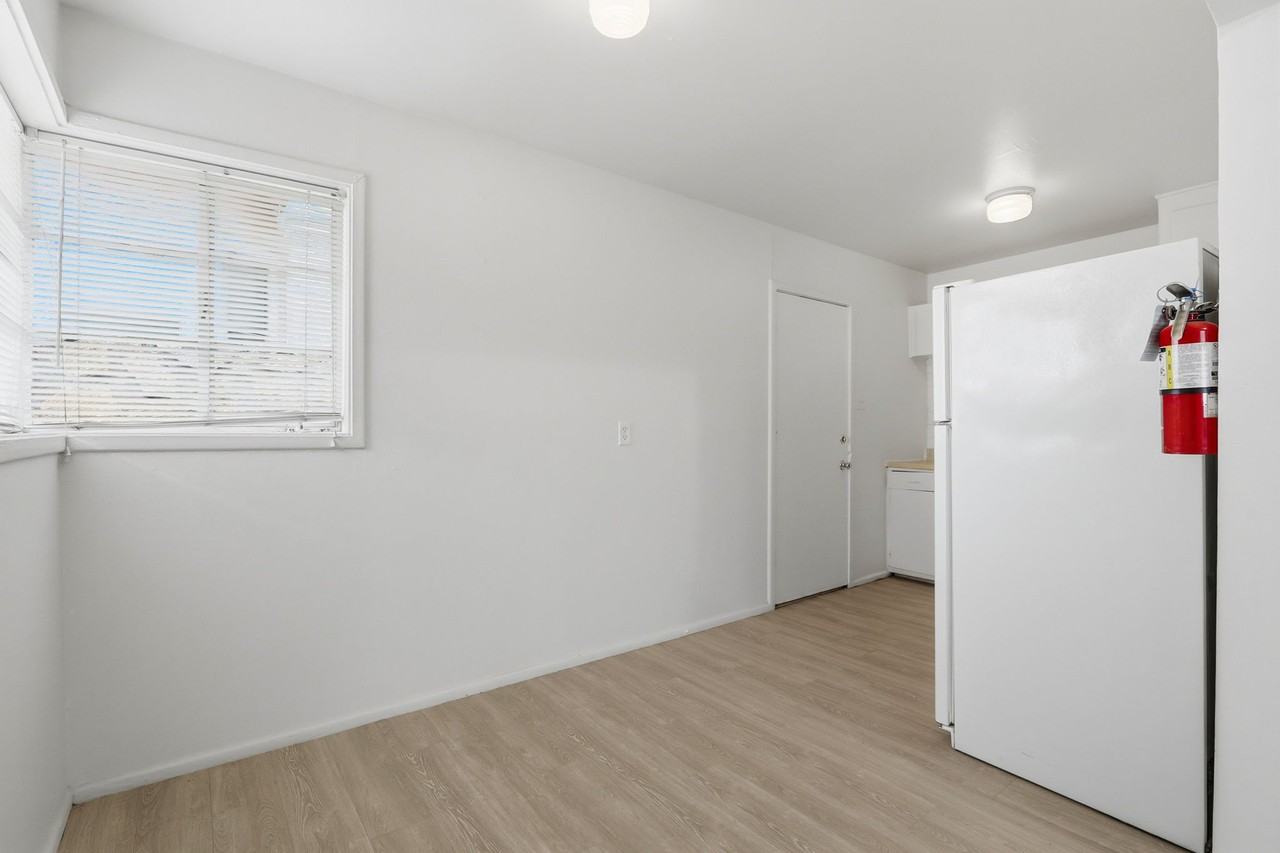 3912 Kemp Ave #6 - Photo 5 of 12