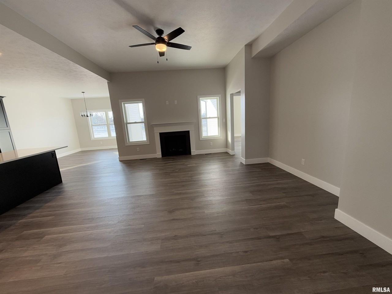 1603 Blenheim Dr - Photo 3 of 21