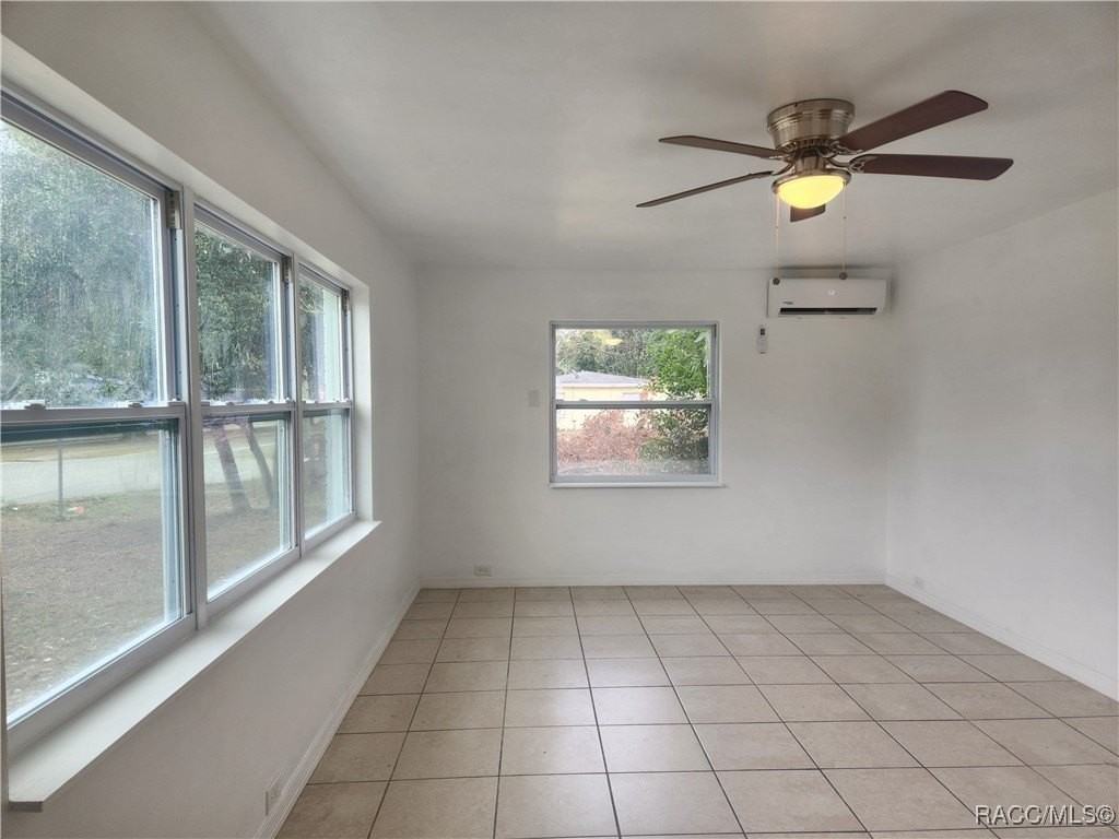 12 Beverly Hills Blvd - Photo 5 of 39