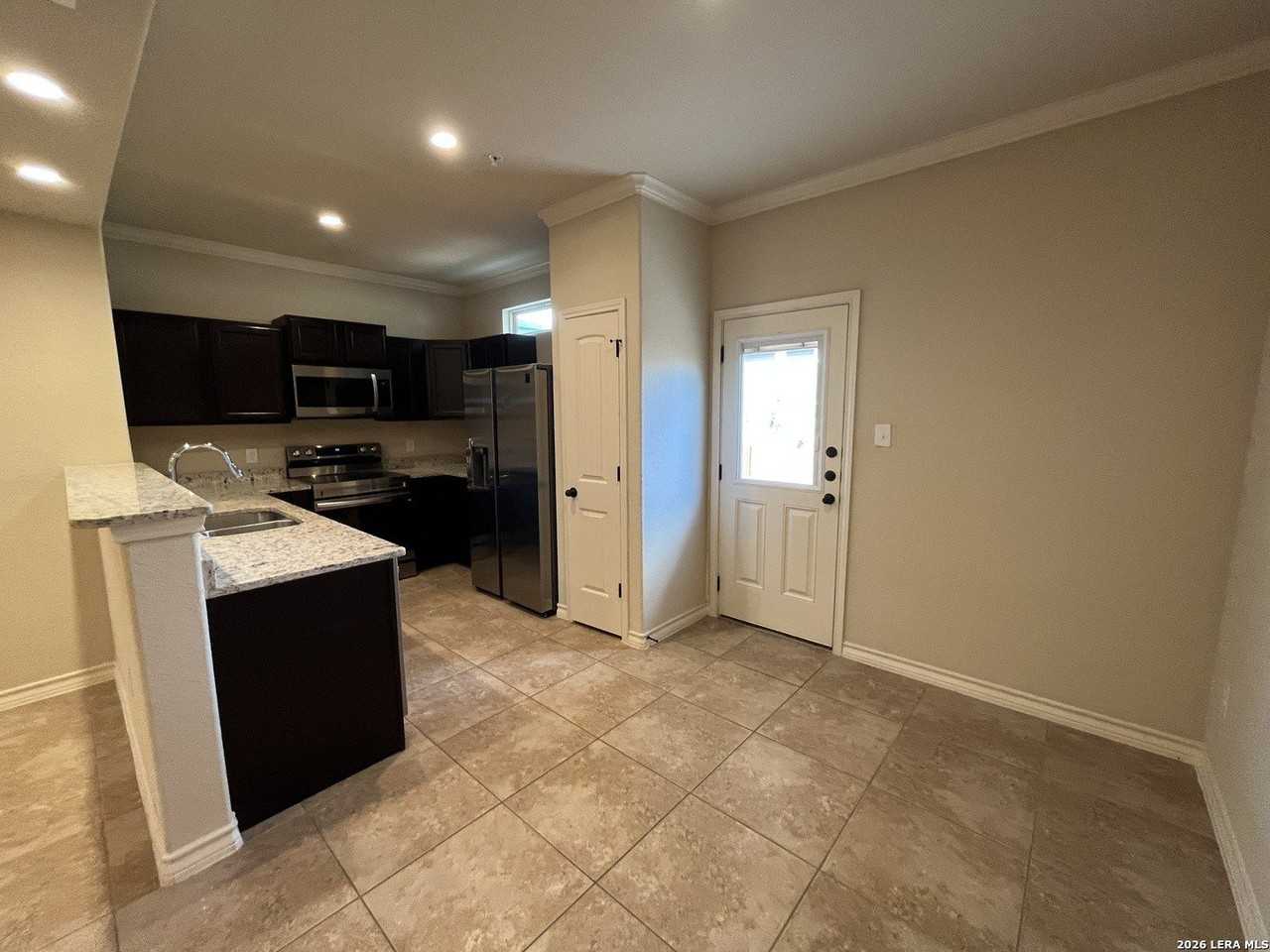 6427 Luglio Ln Unit 103 #103 - Photo 5 of 26