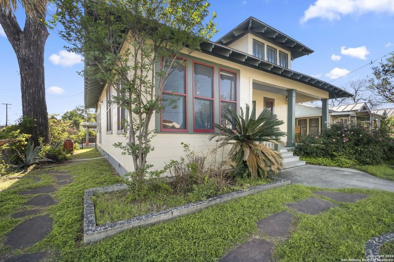 643 Cedar St - Photo 3 of 20