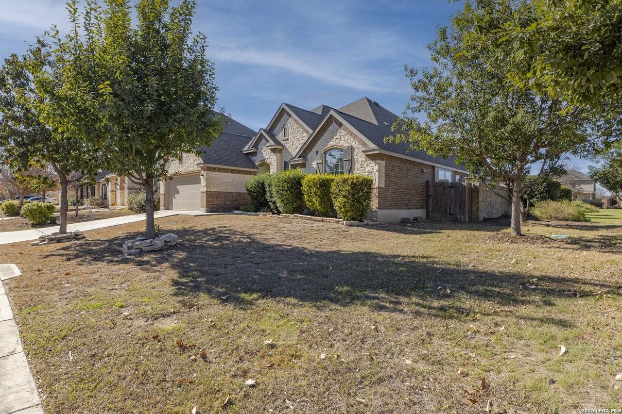 8727 Hideout Bnd - Photo 4 of 32