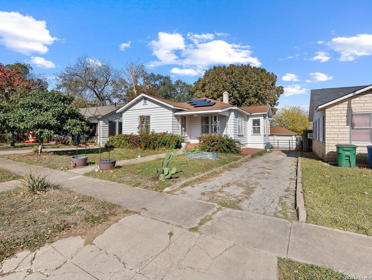 1627 Schley Ave - Photo 2 of 29