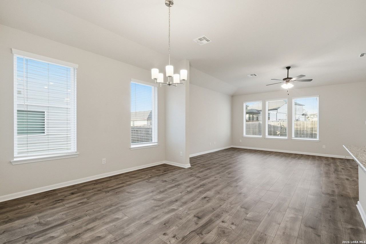 15525 Bowfin Bnd - Photo 4 of 27