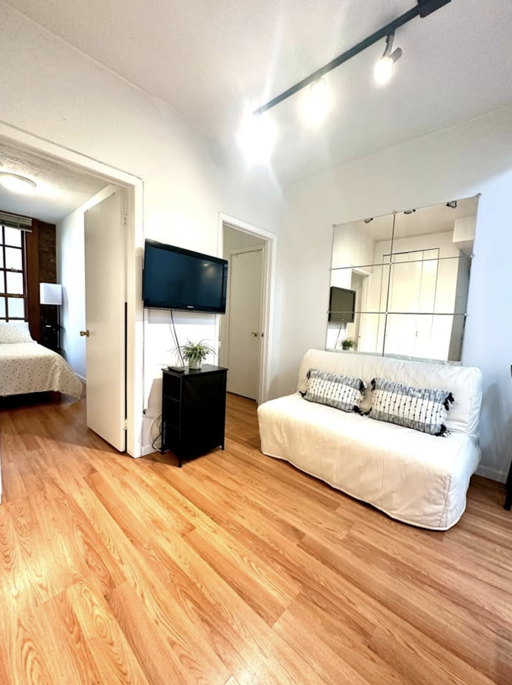 1st Ave & E 78th St #3E - Photo 3 of 13