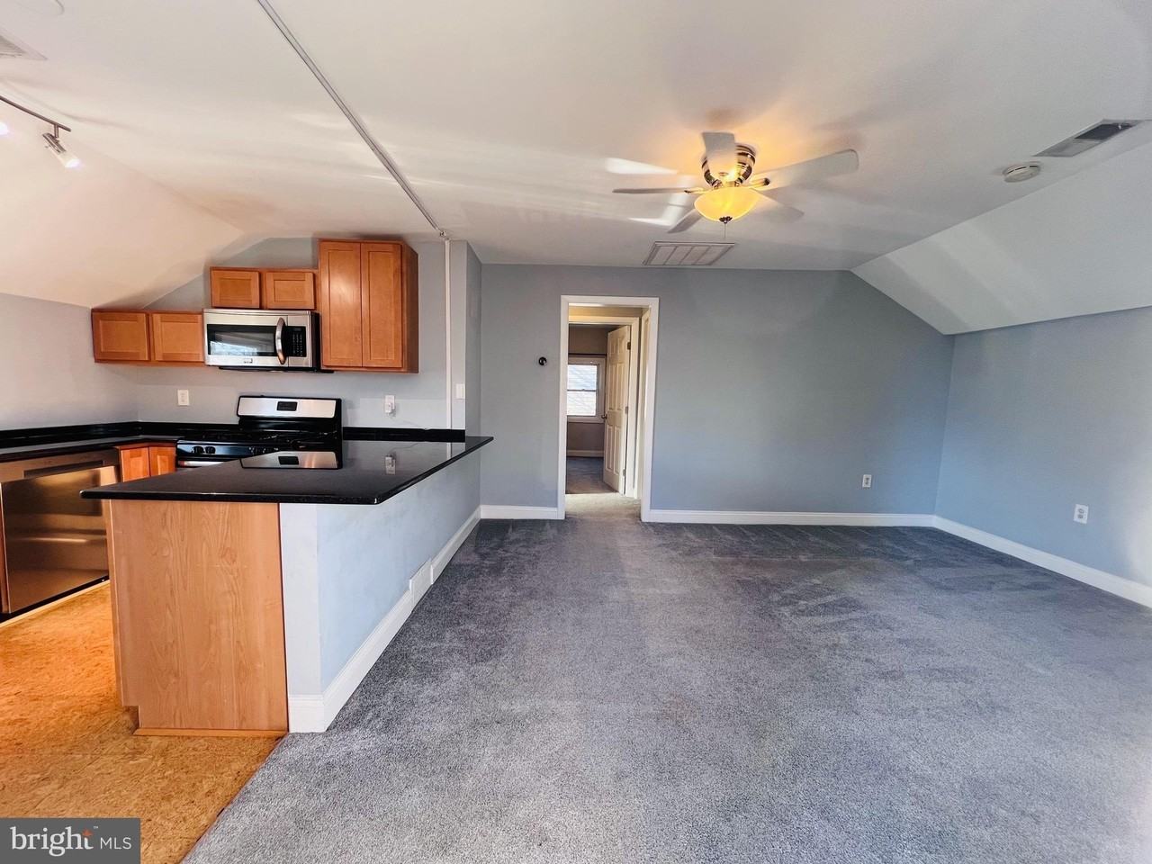 2616 Arlington Blvd Uppr Apt - Photo 5 of 16