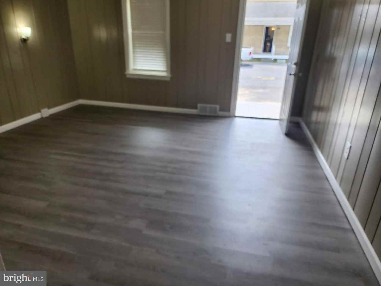 1816 Valley Ave Apt 3 #3 - Photo 4 of 7