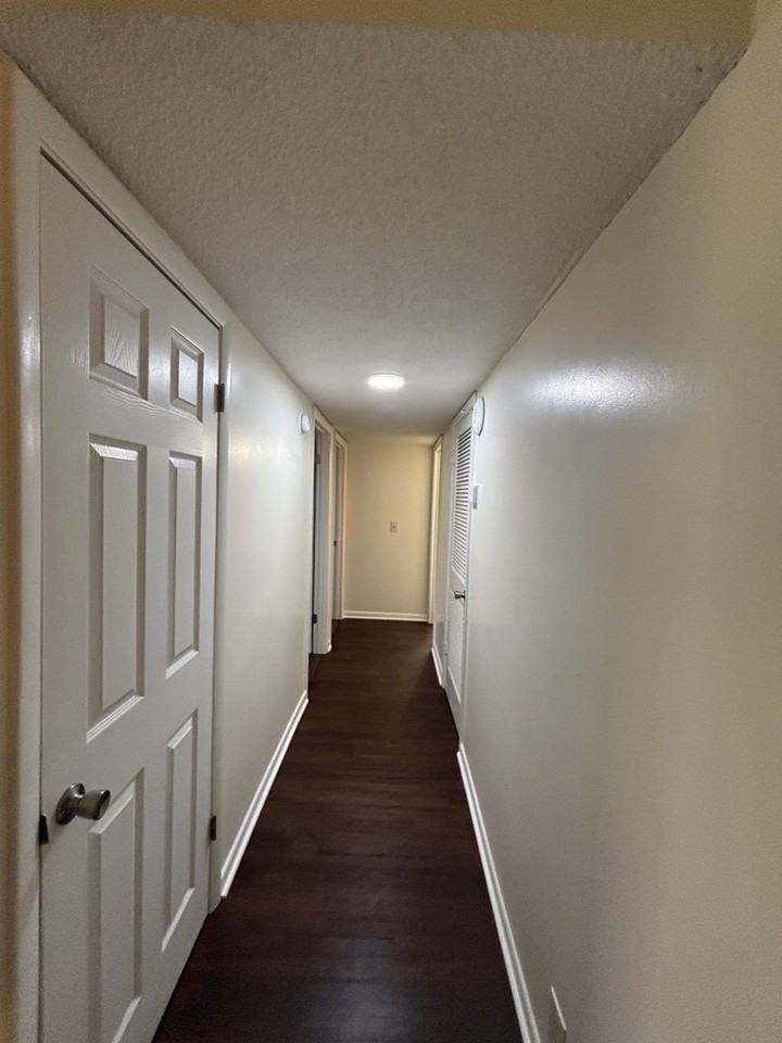 235 Vinewood Rd Apt D8 - Photo 5 of 15