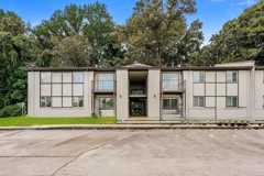 235 Vinewood Rd Apt H5 - Photo 1 of 1