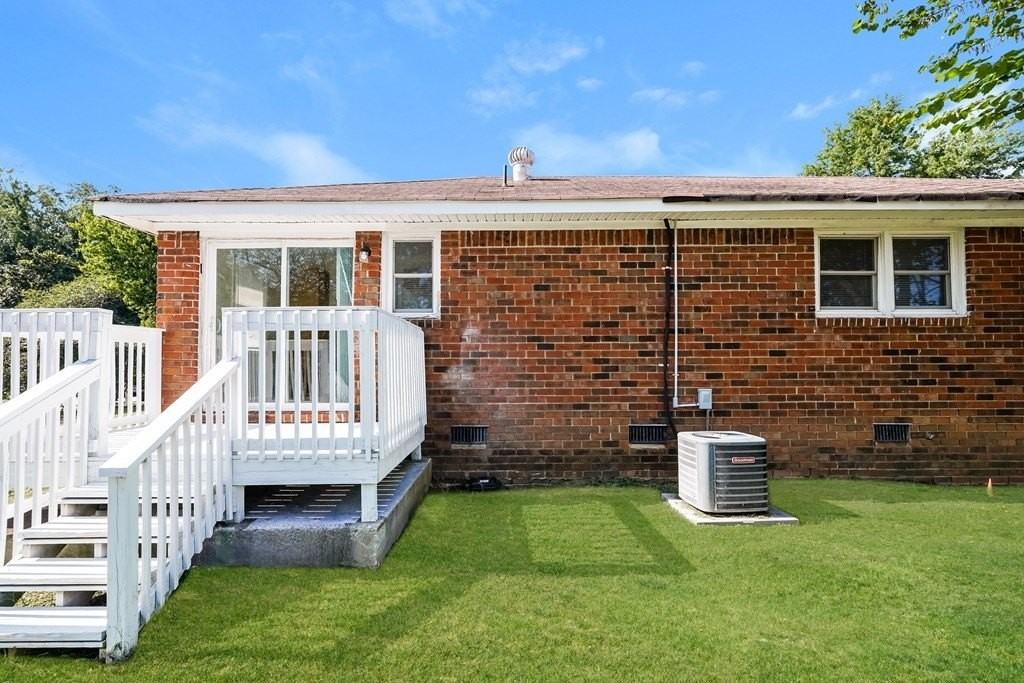 702 Couch St Apt 52 - Photo 2 of 14