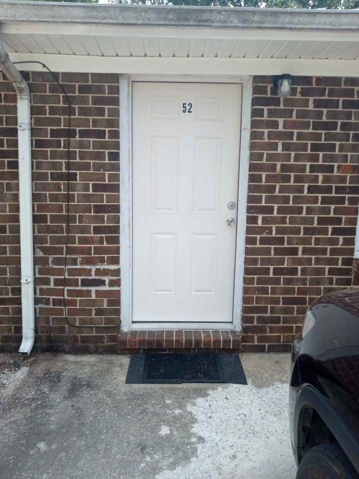 702 Couch St Apt 52 - Photo 4 of 14