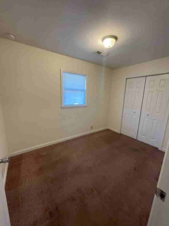 702 Couch St Apt 52 - Photo 7 of 14