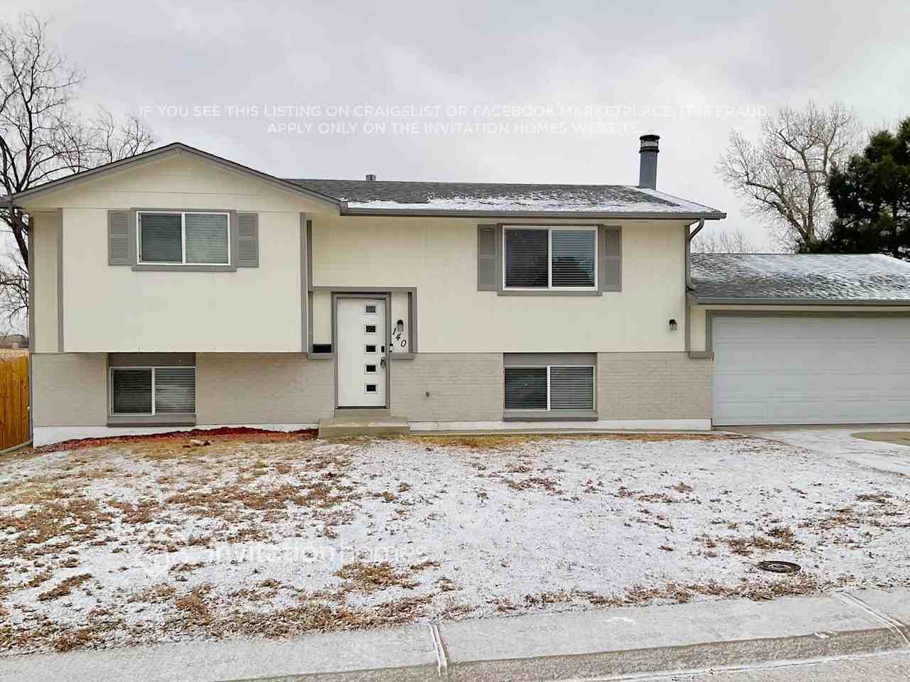 140 Olympus Cir - Photo 2 of 21