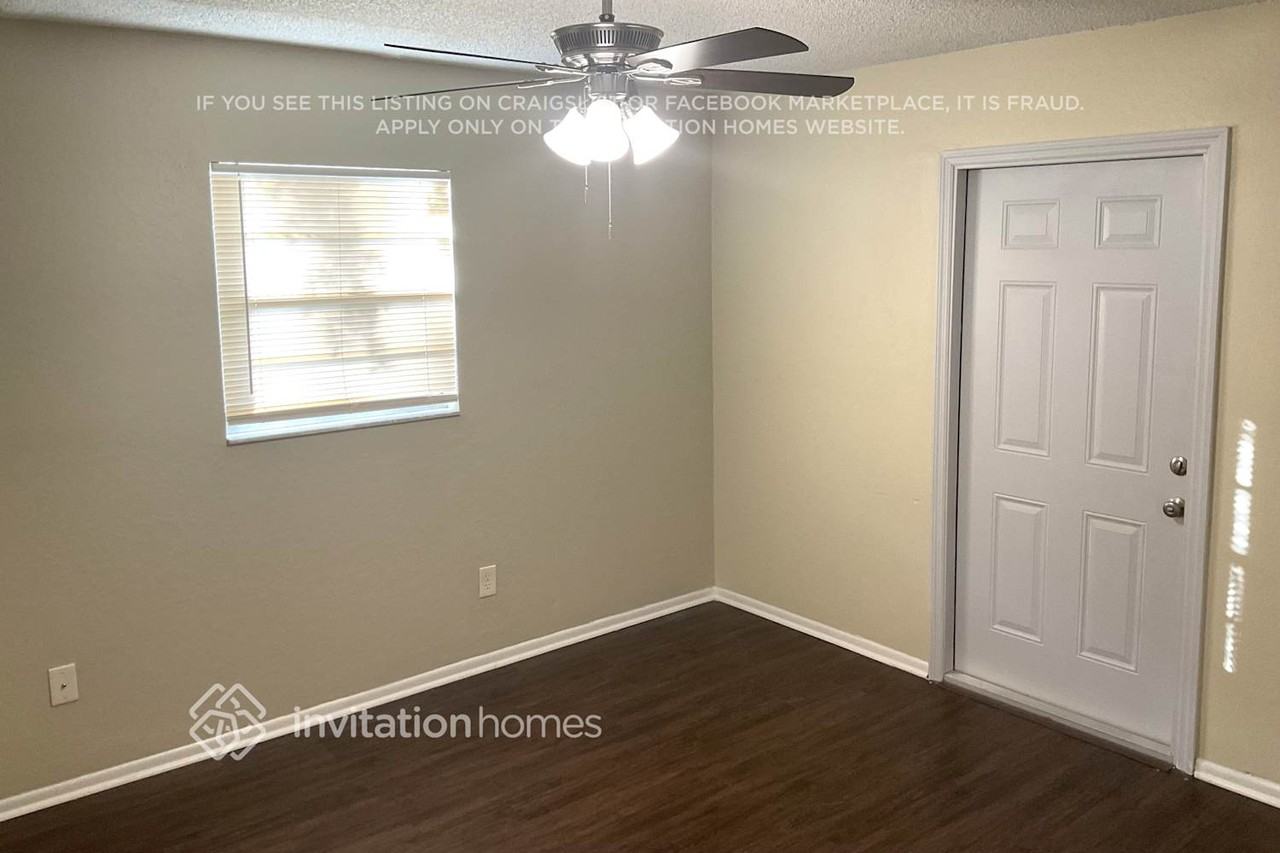 5857 79th Ave N - Photo 5 of 12