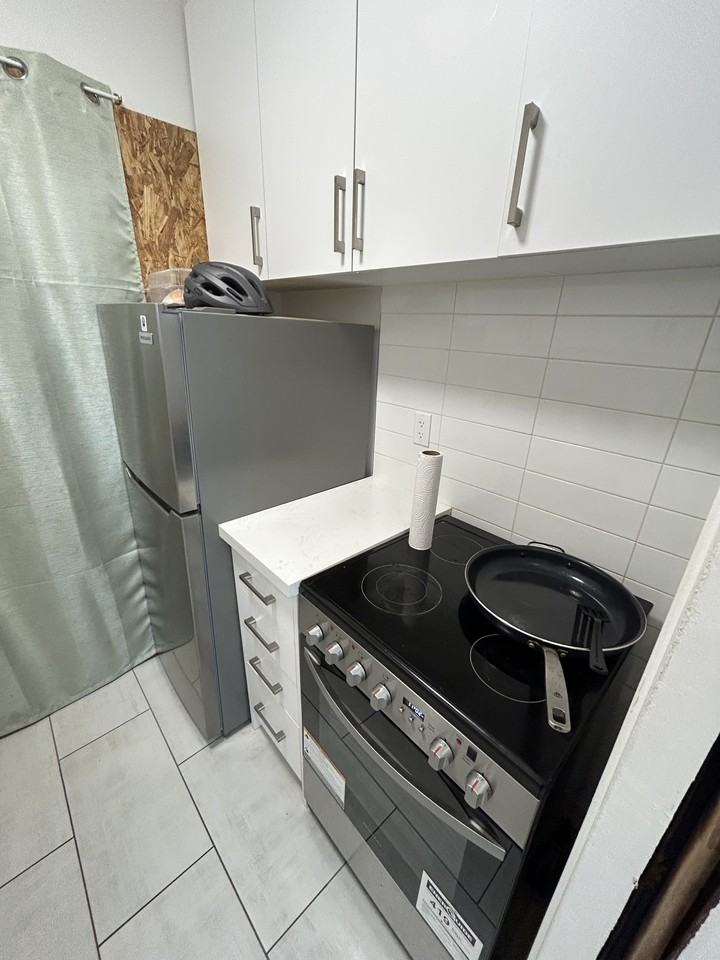 494 Avenue Road #23 - Photo 7 of 51