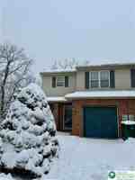 featured image of 12 Freedom Ter