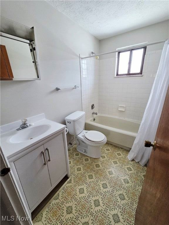 1404 Massachusetts Ave - Photo 5 of 8